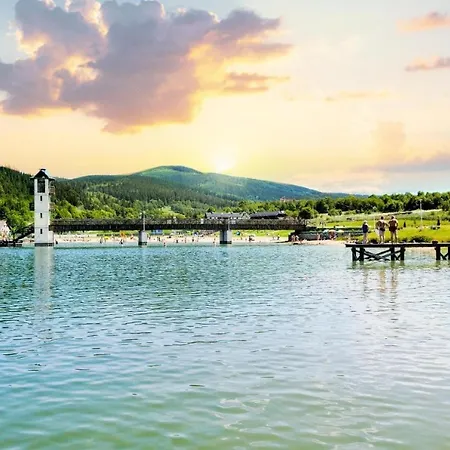 - Bialaperla Apartamento 4*